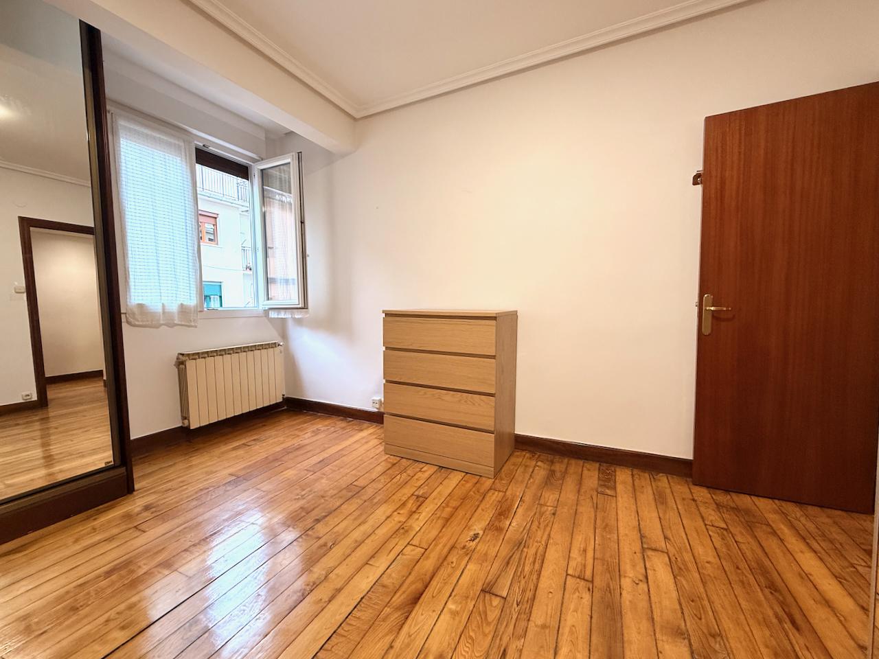 Imagen 16 Piso en venta en Donostia-San Sebastián / Secundino Esnaola - Gros - Donostia