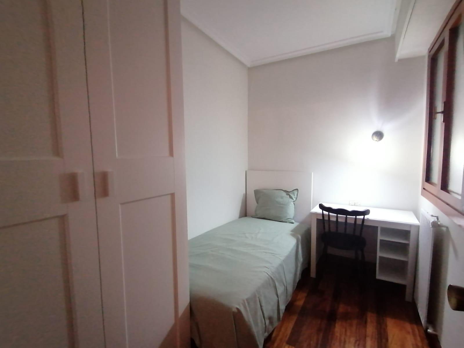 Imagen 5 Piso en alquiler en Donostia-San Sebastián / Av. de Navarra-Gros Ategorrieta-Donostia