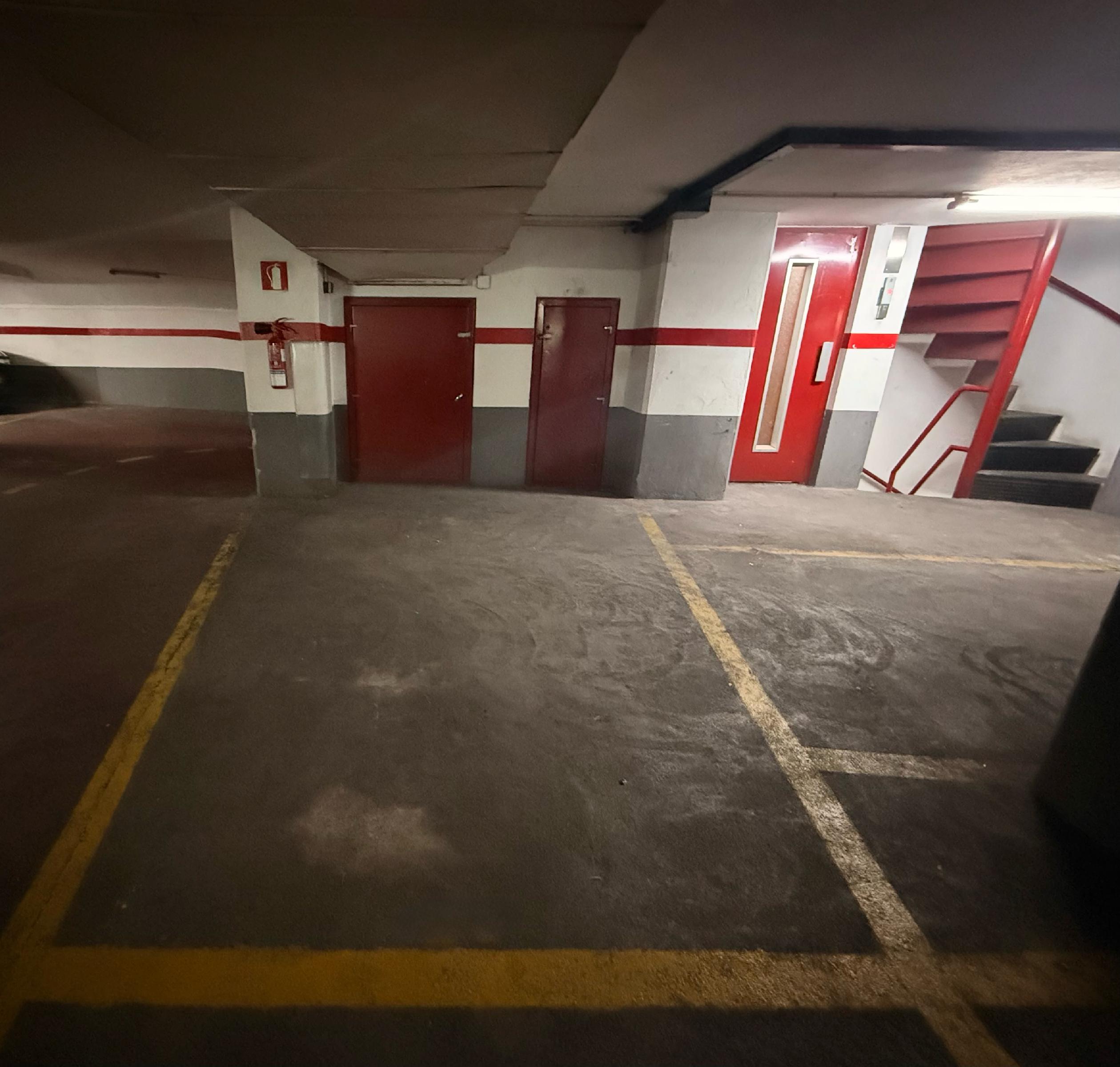 Imagen 1 Parking Coche en venta en Donostia-San Sebastián / Pº de Colón-Primera zona de Gros-Donosti