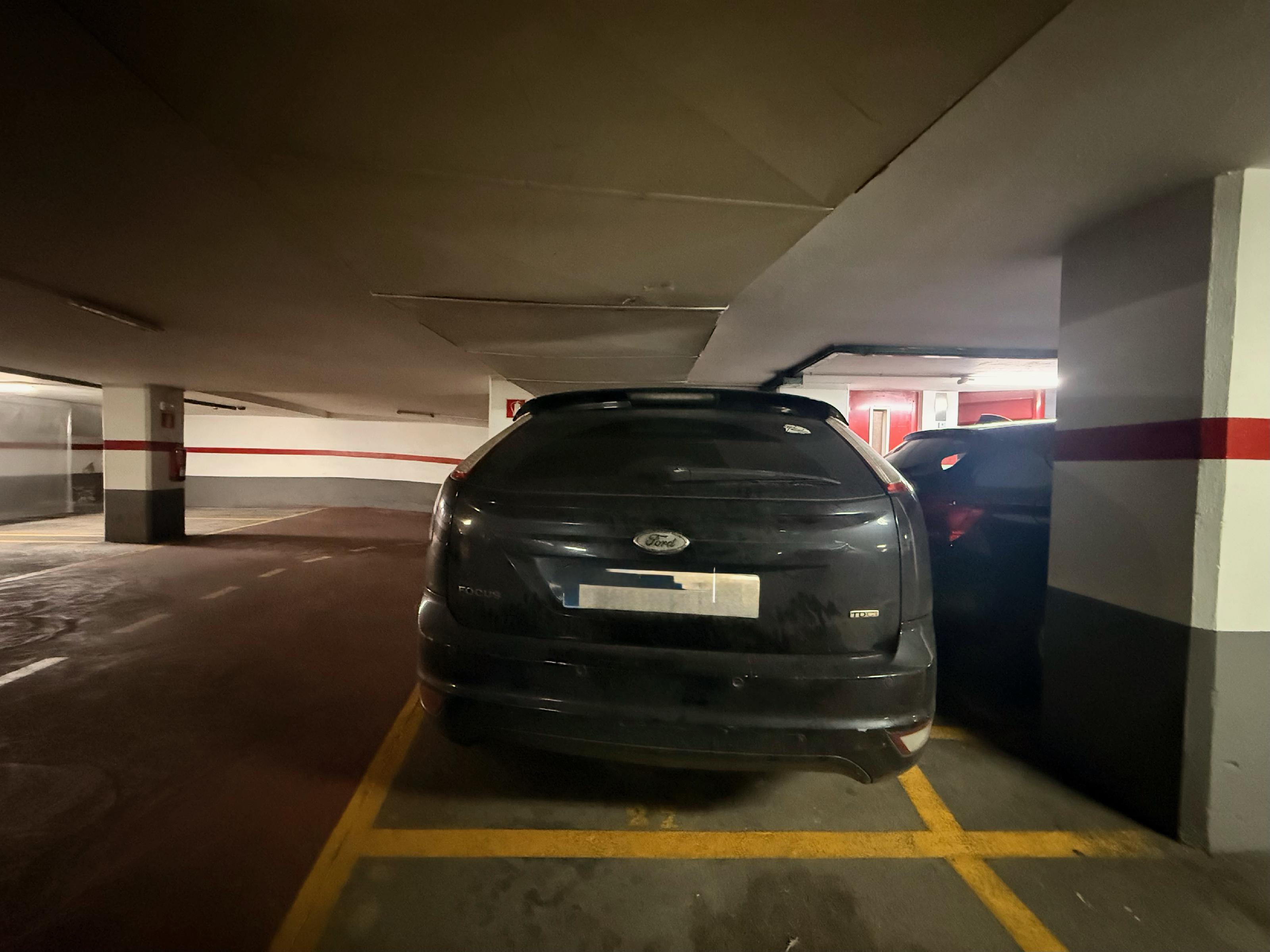 Imagen 2 Parking Coche en venta en Donostia-San Sebastián / Pº de Colón-Primera zona de Gros-Donosti