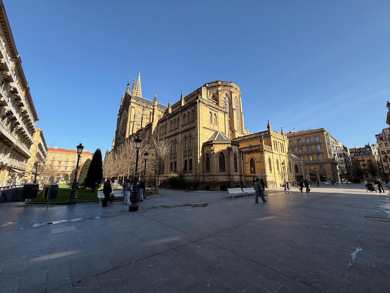 Imagen 1 Piso en venta en Donostia-San Sebastián / Plaza Buen Pastor-Donostia