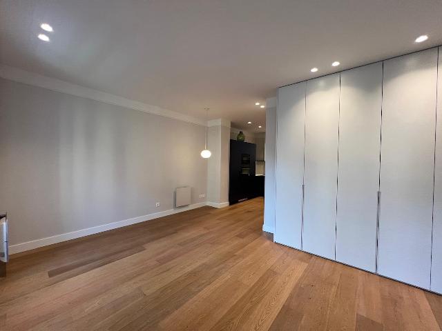 Imagen 6 Inmueble 300786 - Piso en venta en Donostia-San Sebastián / Plaza Buen Pastor-Donostia