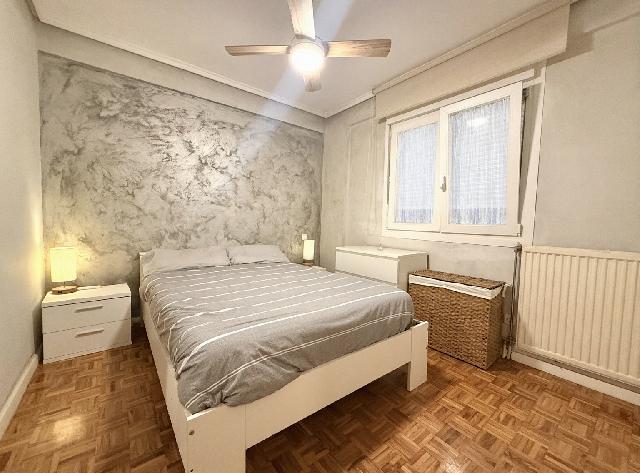 Imagen 2 Inmueble 300869 - Piso en venta en Donostia-San Sebastián / Pescadores de Terranova-Amara-Donostia