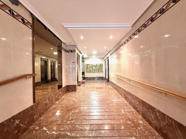 Imagen 8 Inmueble 300869 - Piso en venta en Donostia-San Sebastián / Pescadores de Terranova-Amara-Donostia