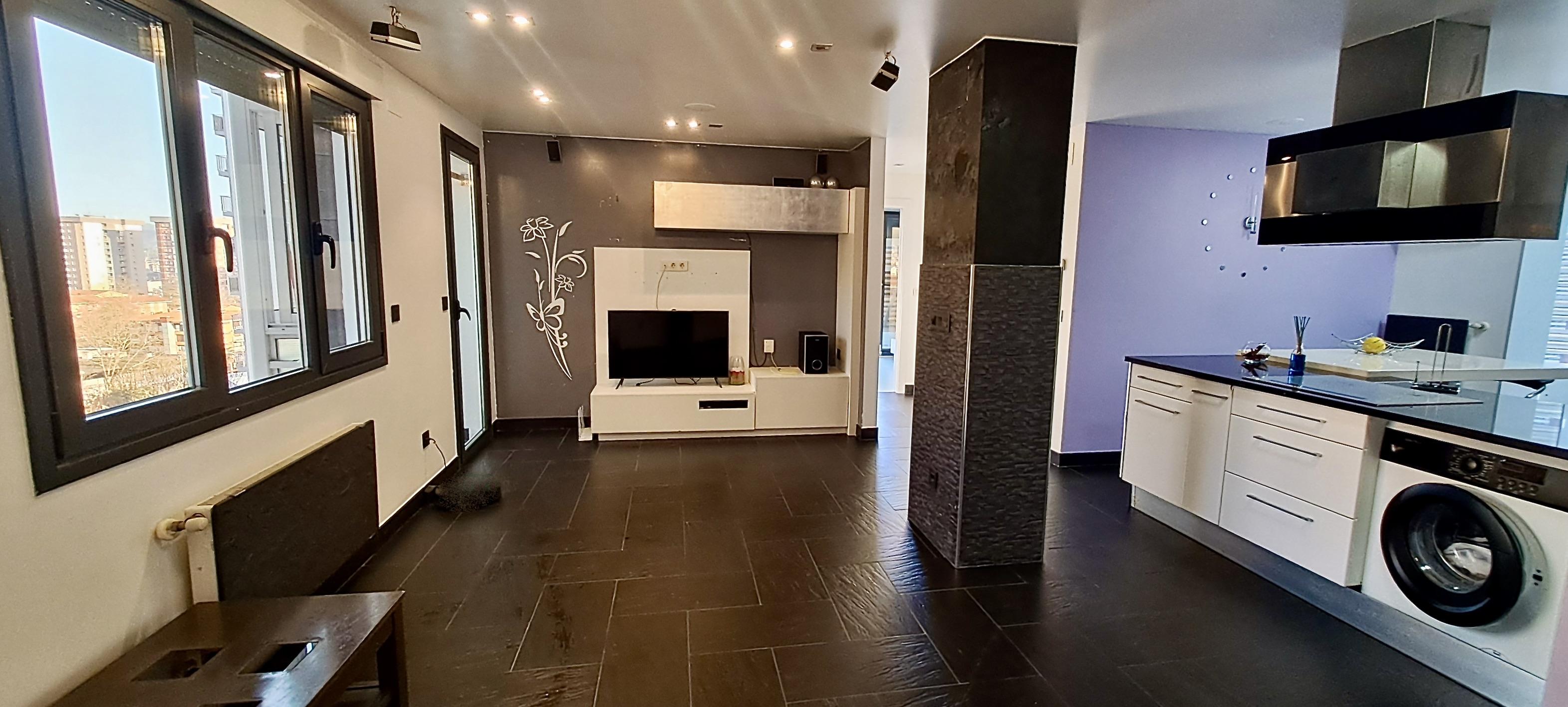 Imagen 1 Piso en venta en Donostia-San Sebastián / Serapio Mujika-Donostia