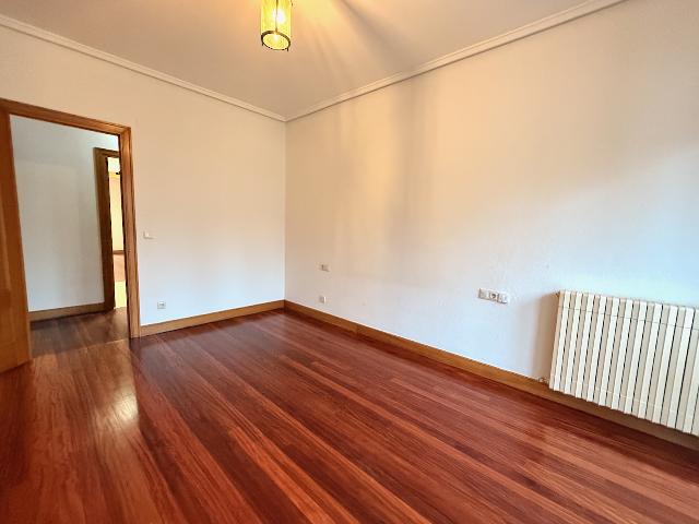 Imagen 22 Inmueble 301146 - Piso en venta en Donostia-San Sebastián / Pº de la Fe-Miraconcha-Donostia