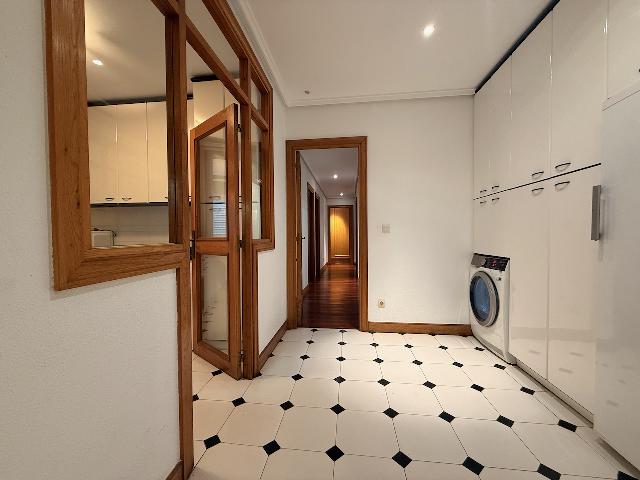 Imagen 13 Inmueble 301146 - Piso en venta en Donostia-San Sebastián / Pº de la Fe-Miraconcha-Donostia