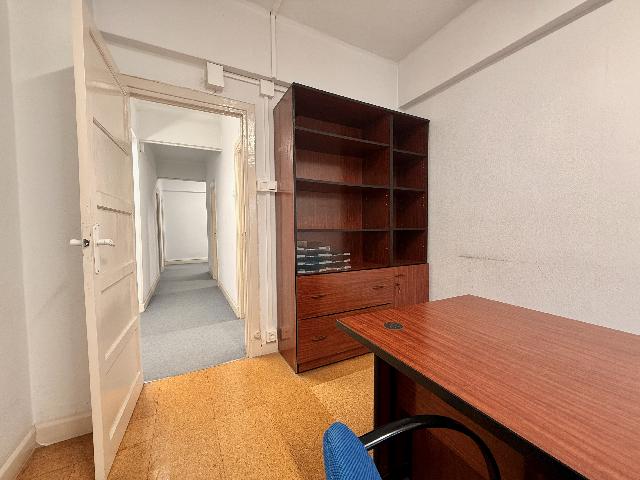 Imagen 6 Inmueble 301153 - Oficina Comercial en alquiler en Donostia-San Sebastián / Calle Segundo Izpizua - Gros - D...