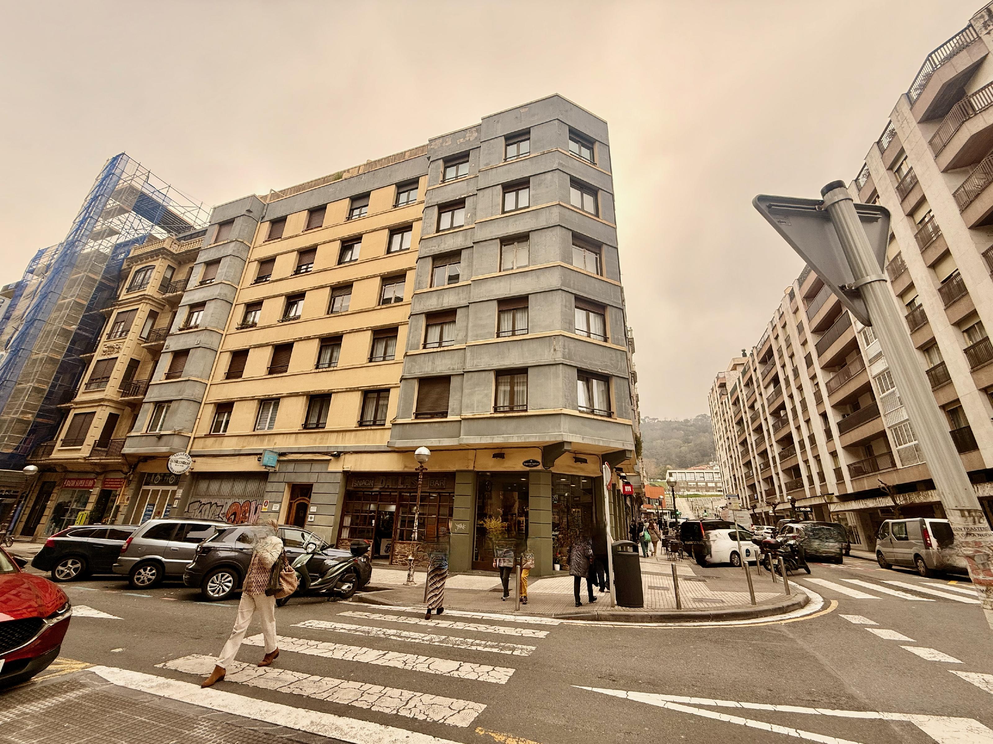 Imagen 9 Oficina Comercial en alquiler en Donostia-San Sebastián / Calle Segundo Izpizua - Gros - D...