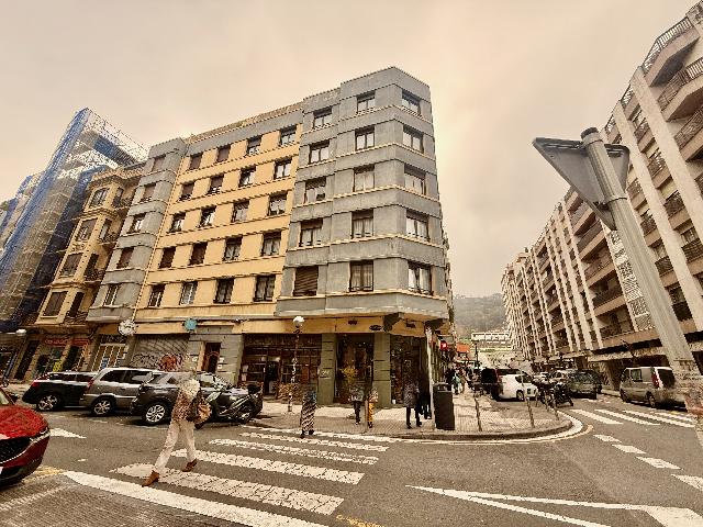 Imagen 9 Inmueble 301153 - Oficina Comercial en alquiler en Donostia-San Sebastián / Calle Segundo Izpizua - Gros - D...