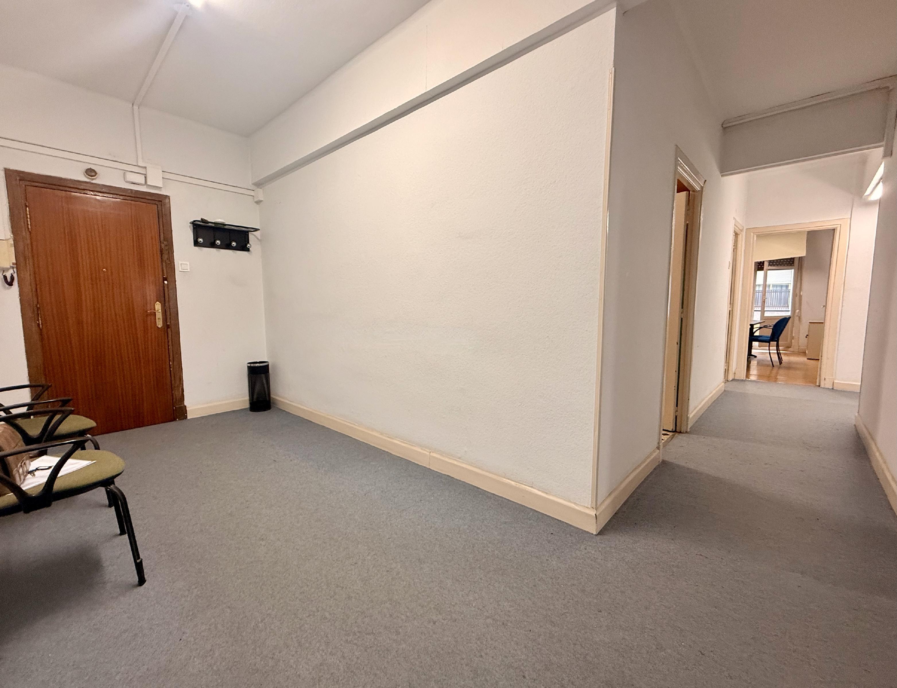 Imagen 13 Oficina Comercial en alquiler en Donostia-San Sebastián / Calle Segundo Izpizua - Gros - D...