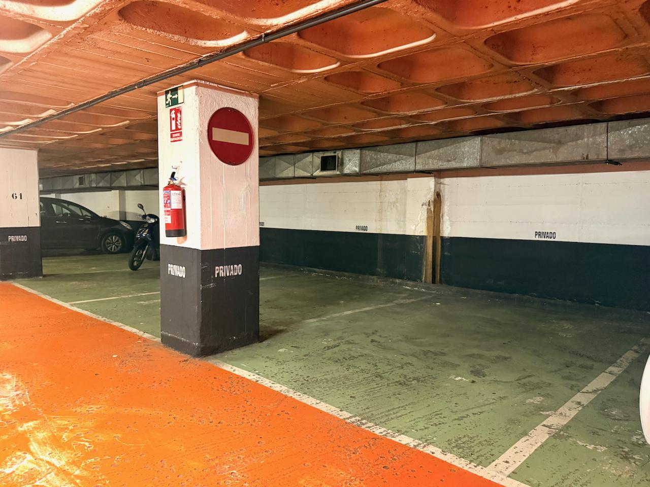 Imagen 2 Parking Coche en alquiler en Donostia-San Sebastián / Txofre - Gros - Domsotia