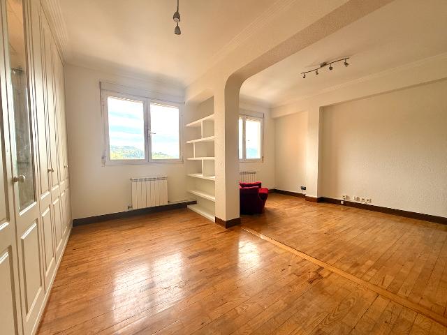 Imagen 2 Inmueble 301780 - Piso en venta en Donostia-San Sebastián / Juan Carlos Guerra-Bidebieta-Donostia