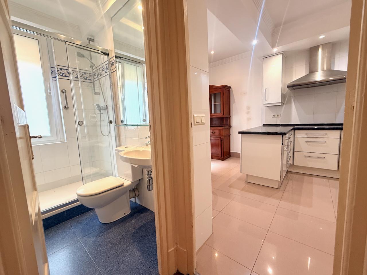 Imagen 12 Piso en venta en Donostia-San Sebastián / Avenida de Navarra-Gros-Ategorrieta-Donostia