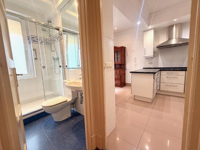 Imagen 12 Inmueble 302532 - Piso en venta en Donostia-San Sebastián / Avenida de Navarra-Gros-Ategorrieta-Donostia