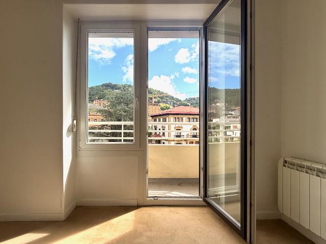 Imagen 20 Inmueble 302532 - Piso en venta en Donostia-San Sebastián / Avenida de Navarra-Gros-Ategorrieta-Donostia