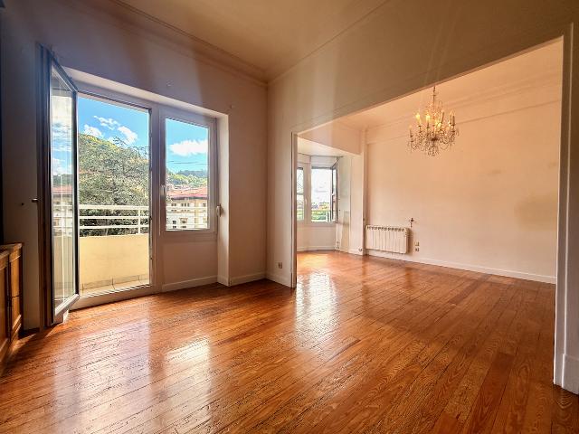 Imagen 6 Inmueble 302532 - Piso en venta en Donostia-San Sebastián / Avenida de Navarra-Gros-Ategorrieta-Donostia