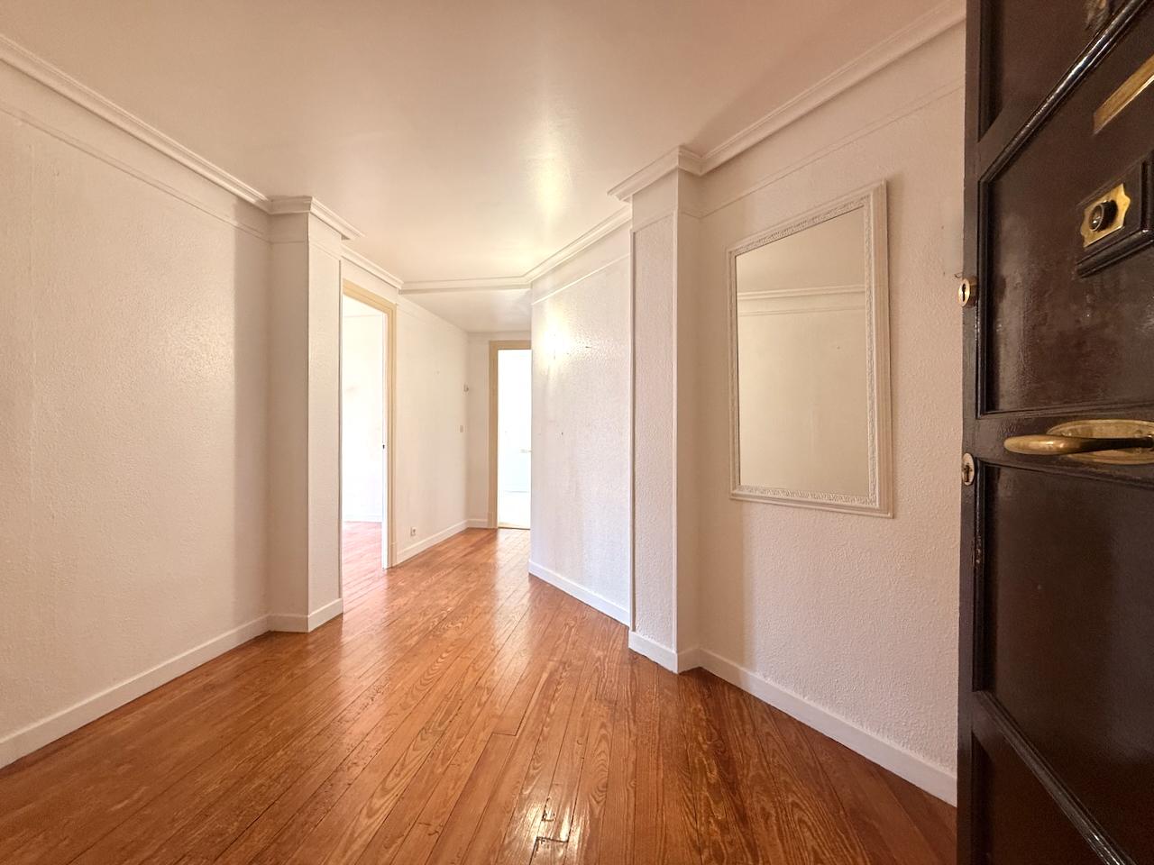 Imagen 2 Piso en venta en Donostia-San Sebastián / Avenida de Navarra-Gros-Ategorrieta-Donostia