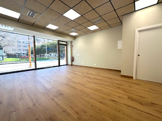 Imagen 1 Inmueble 303237 - Local Comercial en alquiler en Donostia-San Sebastián / Eguia-Plaza Campo Atocha-Donostia
