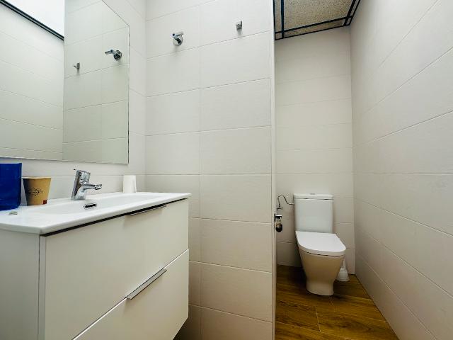 Imagen 4 Inmueble 303237 - Local Comercial en alquiler en Donostia-San Sebastián / Eguia-Plaza Campo Atocha-Donostia