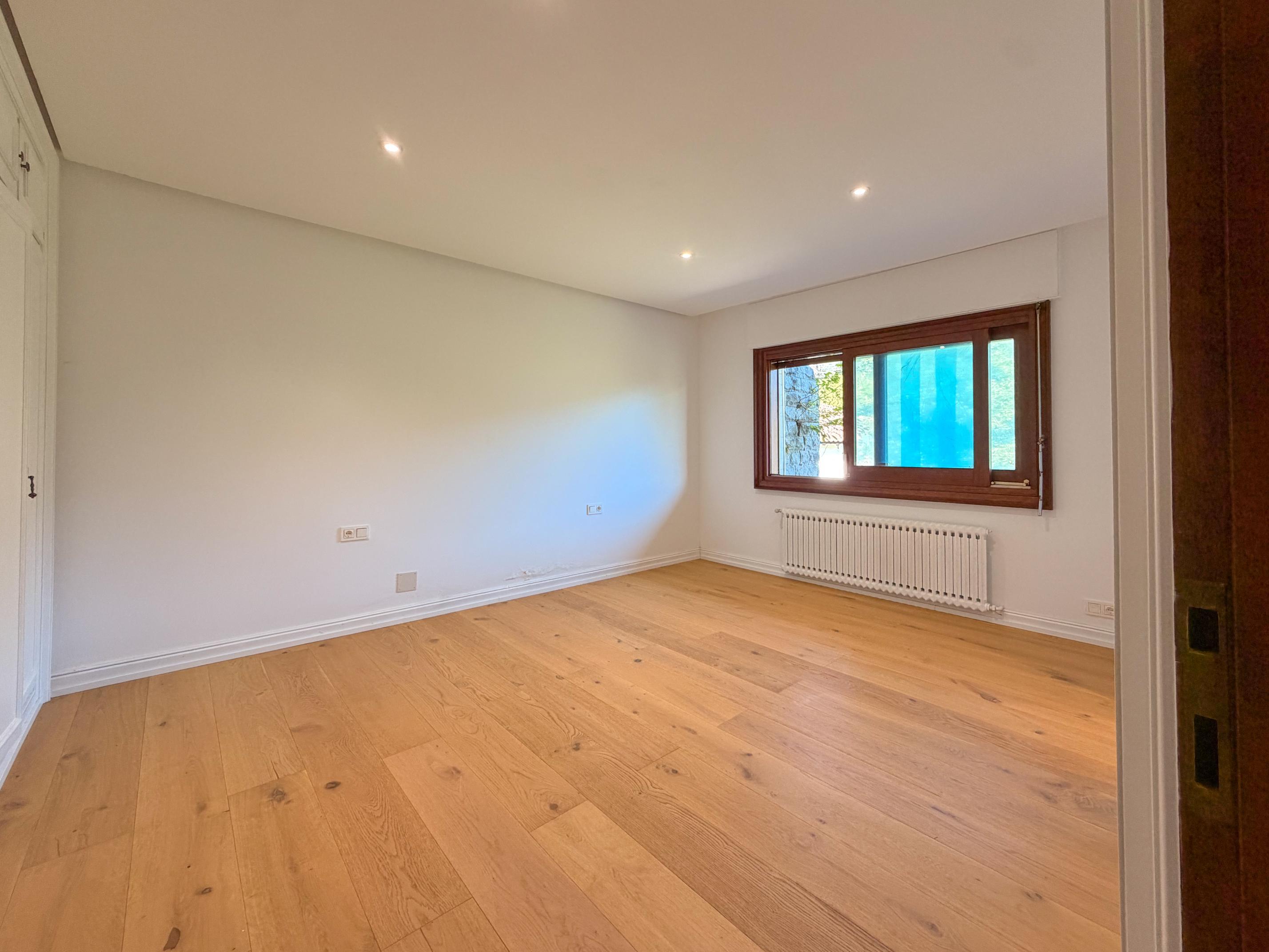 Imagen 38 Casa Aislada en venta en Hondarribia / Golf de Jaizkibel-Jaitzubia Auzoa-Hondarribia