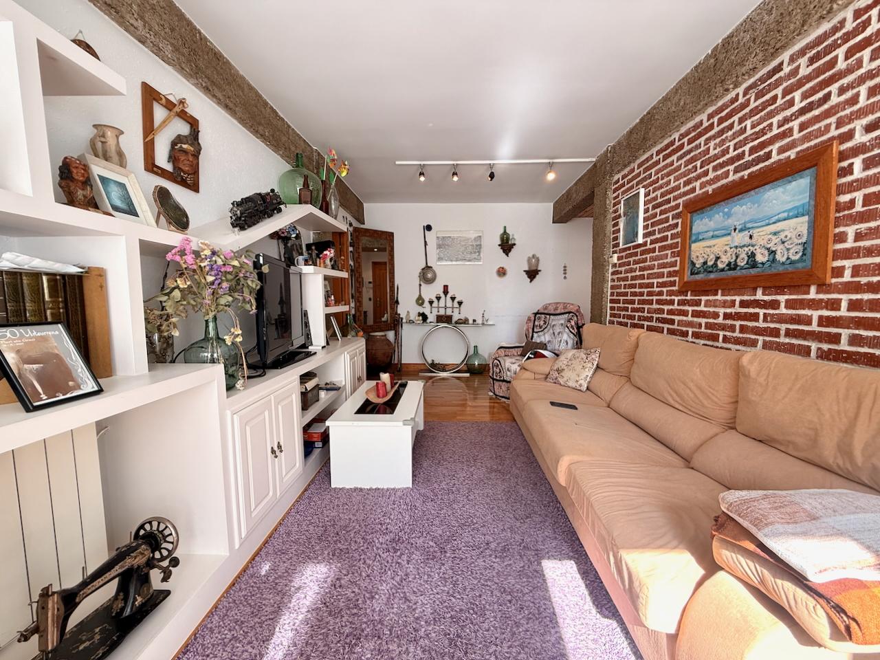 Imagen 5 Piso en venta en Donostia-San Sebastián / Txapinene Kalea-Alza-Donostia