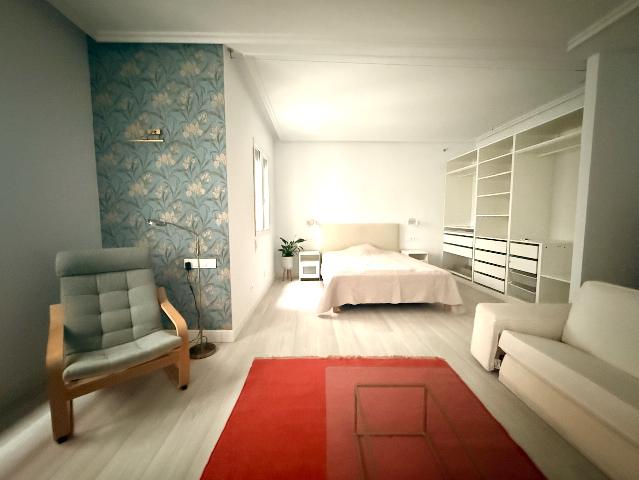 Imagen 1 Inmueble 303453 - Piso en alquiler en Donostia-San Sebastián / Calle San Francisco-Centro del barrio de Gros