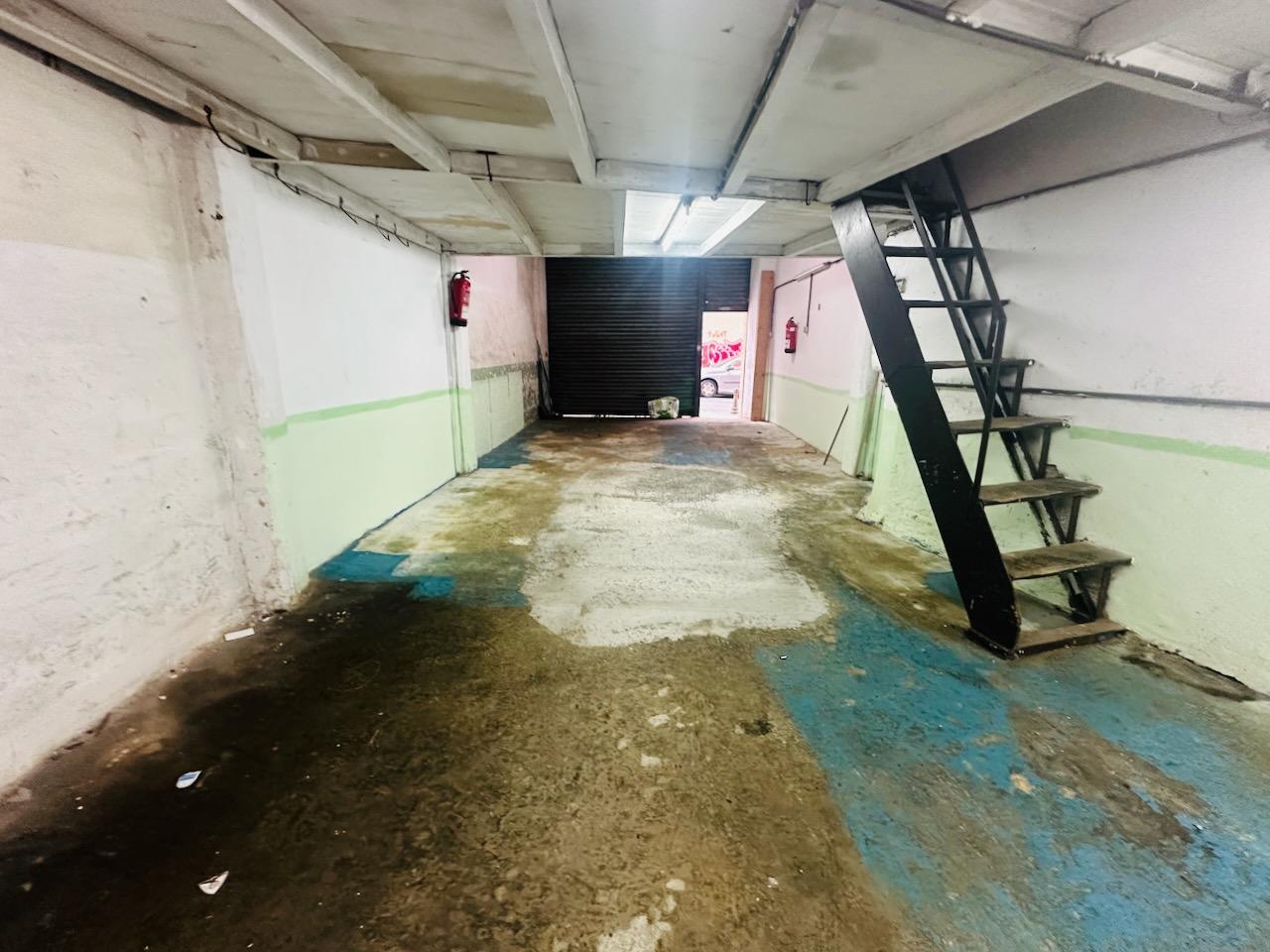 Imagen 3 Local Comercial en venta en Donostia-San Sebastián / C San Bartolomé-A pocos metros de la ...
