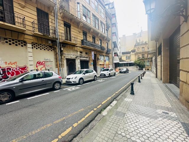 Imagen 16 Inmueble 303912 - Local Comercial en venta en Donostia-San Sebastián / C San Bartolomé-A pocos metros de la ...