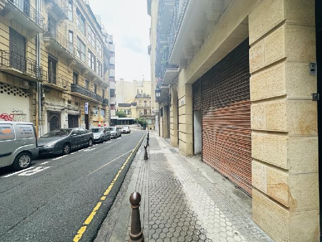Imagen 6 Inmueble 303912 - Local Comercial en venta en Donostia-San Sebastián / C San Bartolomé-A pocos metros de la ...