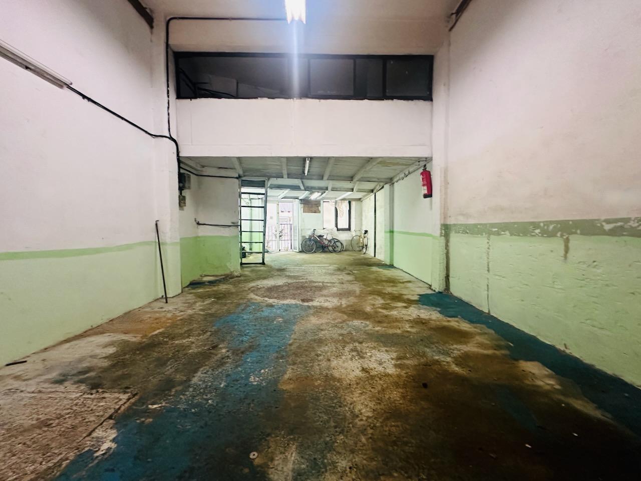 Imagen 2 Local Comercial en venta en Donostia-San Sebastián / C San Bartolomé-A pocos metros de la ...