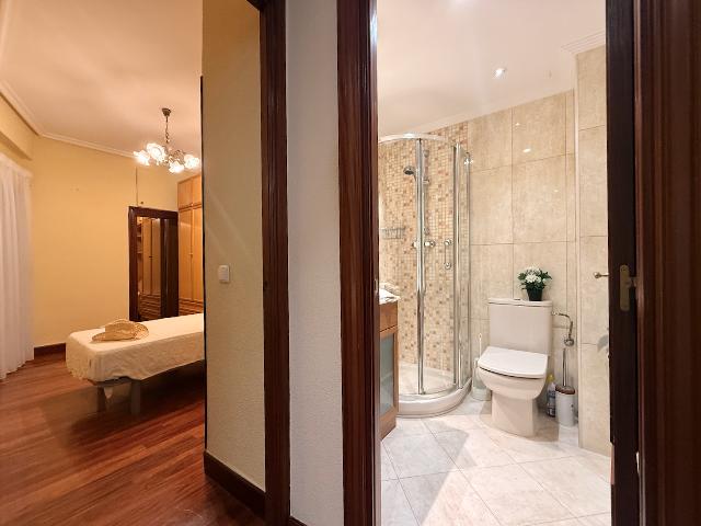 Imagen 10 Inmueble 304176 - Piso en venta en Donostia-San Sebastián / Virgen del Carmen-Eguia-Donostia