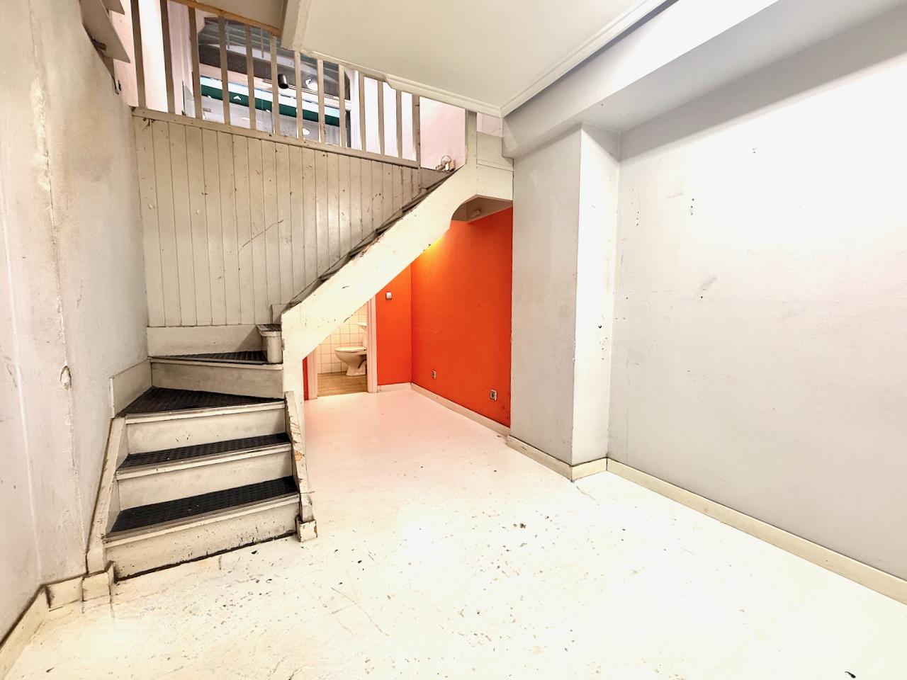Imagen 11 Local Comercial en venta en Donostia-San Sebastián / Calle Secundino Esnaola-Gros-Donostia