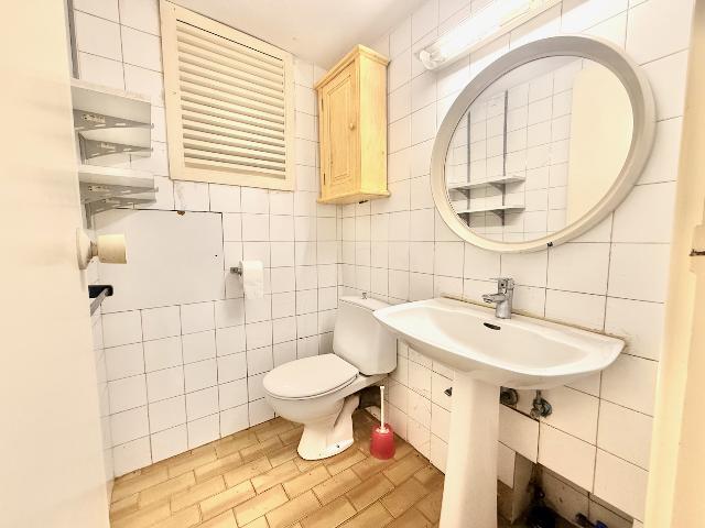 Imagen 12 Inmueble 306401 - Local Comercial en venta en Donostia-San Sebastián / Calle Secundino Esnaola-Gros-Donostia