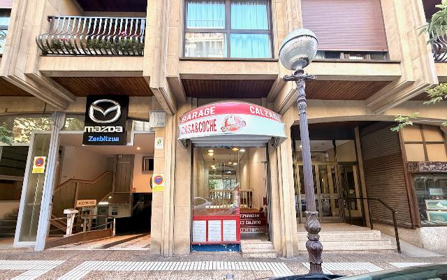 Imagen 1 Inmueble 306401 - Local Comercial en venta en Donostia-San Sebastián / Calle Secundino Esnaola-Gros-Donostia