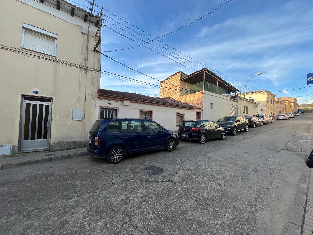 Imagen 14 Inmueble 298344 - Casa en venta en Monzón / Calle Navarra, barrio del Palomar