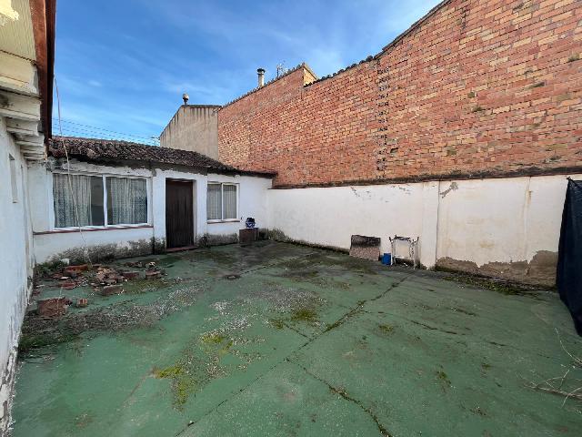 Imagen 12 Inmueble 298344 - Casa en venta en Monzón / Calle Navarra, barrio del Palomar