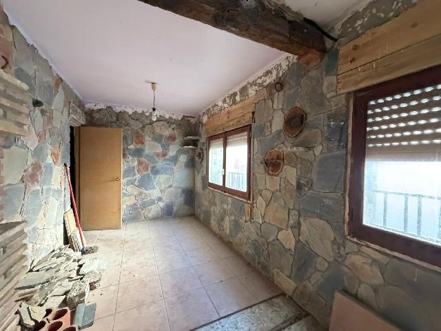 Imagen 4 Inmueble 300029 - Casa en venta en Pueyo De Santa Cruz / Calle Nueva, cerca del centro de la población
