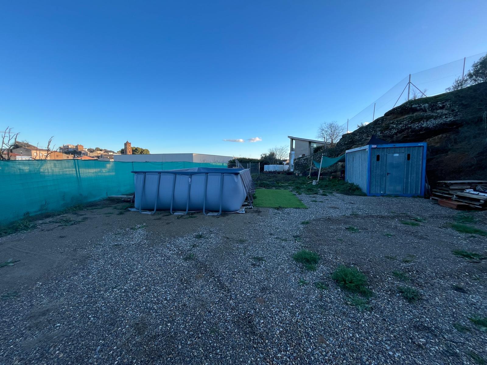 Imagen 1 Solar Urbano en venta en Almunia De San Juan / Calle Faiu, salida de la población