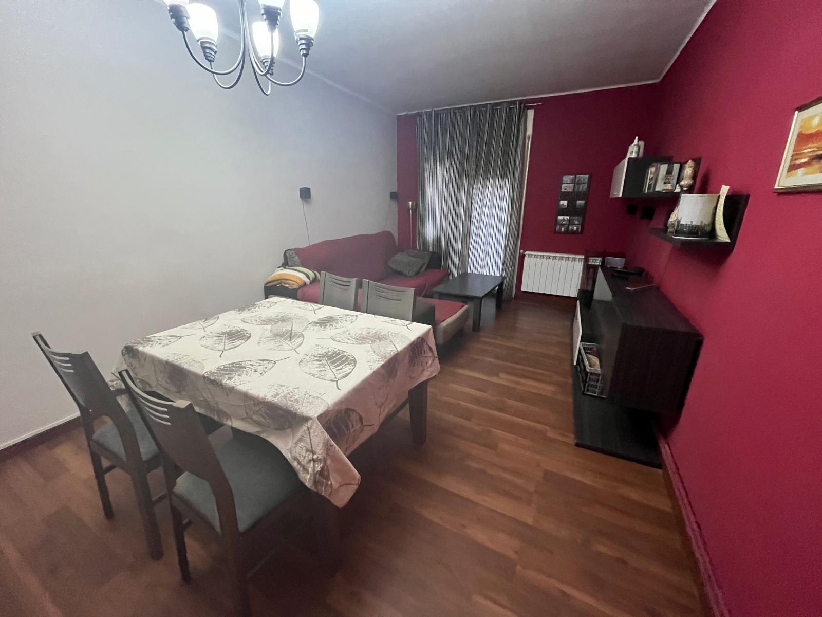 Imagen 1 Piso en venta en Monzón / Calle blas sorribas, cerca centro de la población