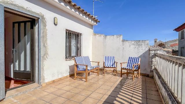 Imagen 10 Inmueble 300725 - Casa en venta en Ontiñena / Calle Mayor, centro de la población