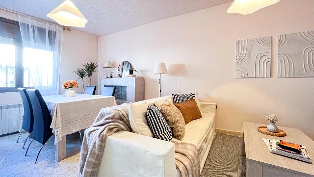 Imagen 2 Inmueble 300725 - Casa en venta en Ontiñena / Calle Mayor, centro de la población