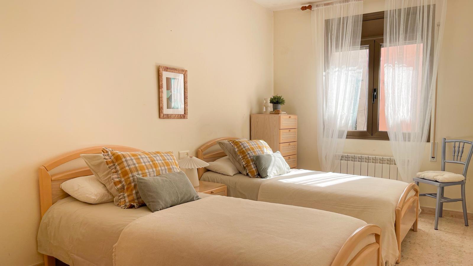 Imagen 7 Casa en venta en Ontiñena / Calle Mayor, centro de la población