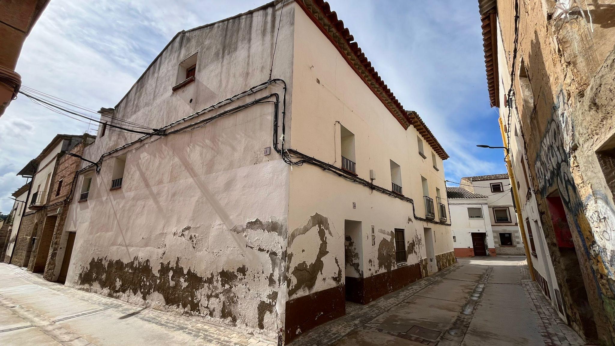 Imagen 20 Casa en venta en Ontiñena / Calle Mayor, centro de la población