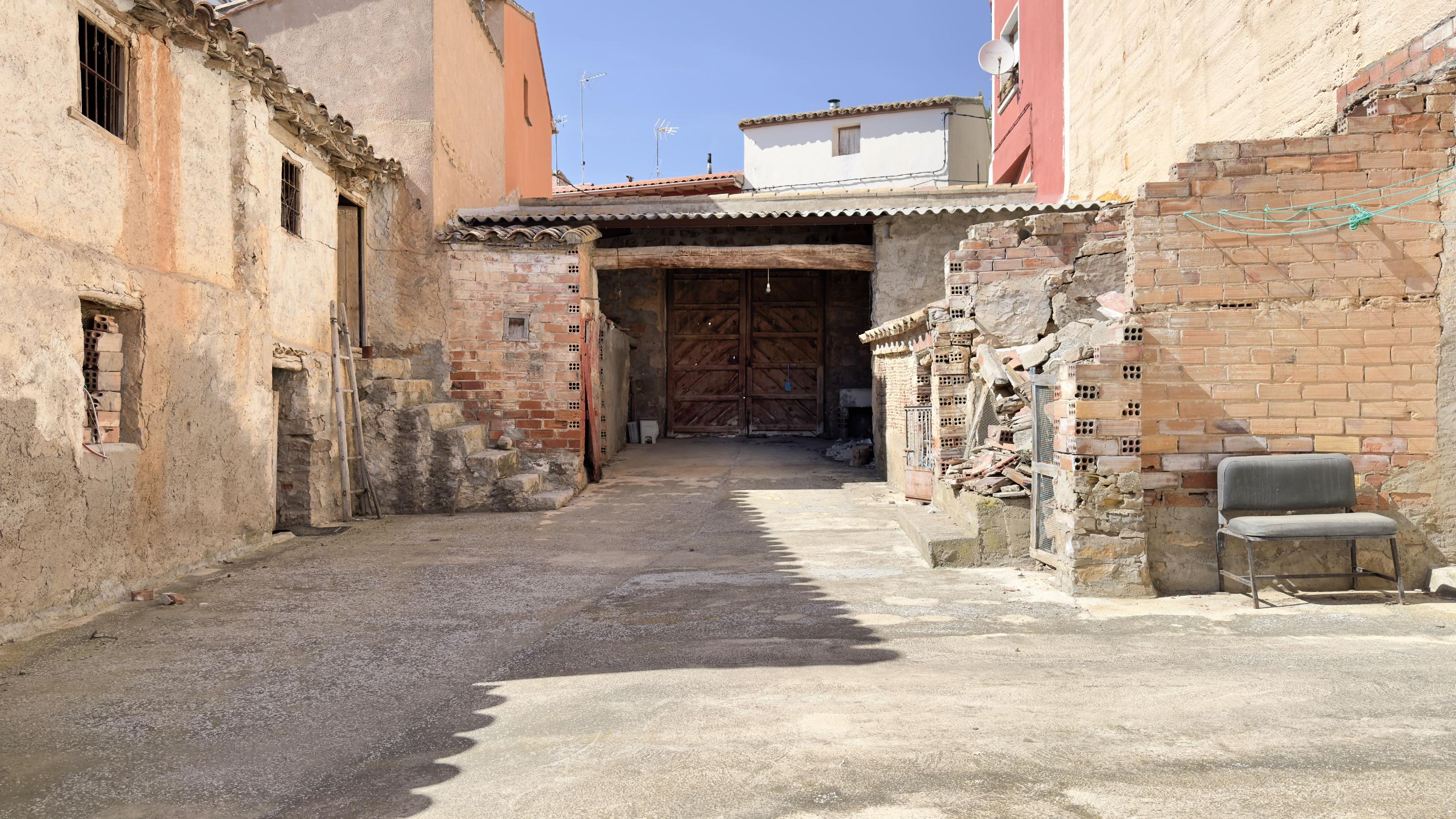 Imagen 20 Casa en venta en Ontiñena / Calle Santa Agueda, centro población.