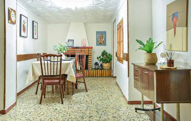 Imagen 4 Inmueble 301502 - Casa en venta en Ontiñena / Calle Santa Agueda, centro población.