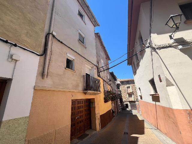 Imagen 1 Inmueble 303480 - Casa en venta en Estadilla / Calle san juan, cerca del centro