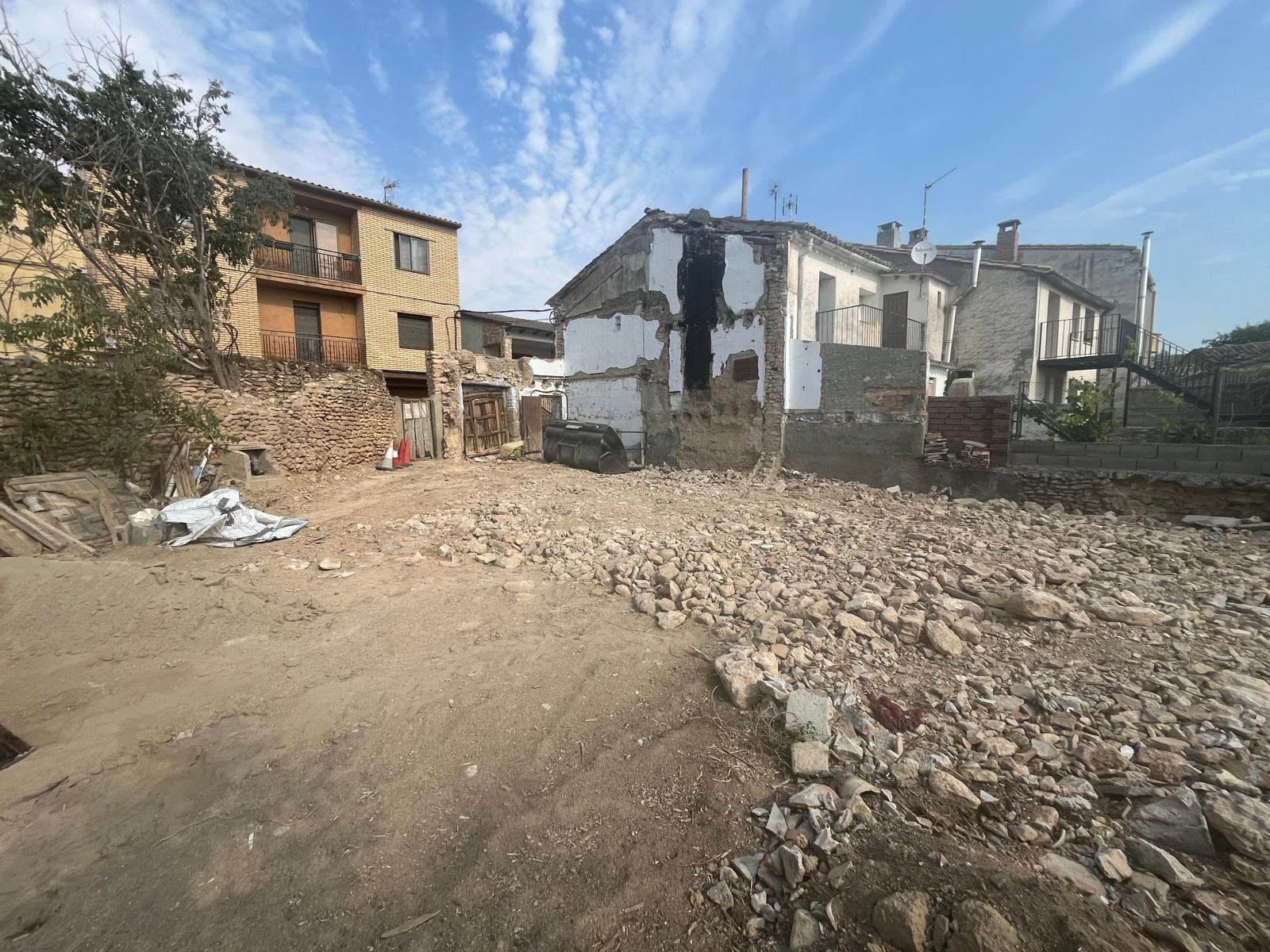 Imagen 2 Solar Urbano en venta en Laluenga / Cerca del centro de la población