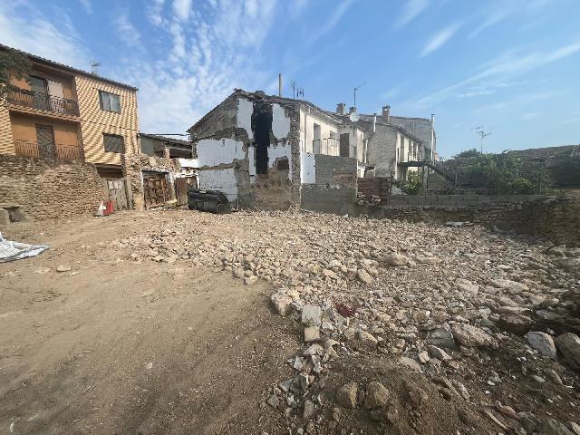 Imagen 4 Inmueble 304367 - Solar Urbano en venta en Laluenga / Cerca del centro de la población