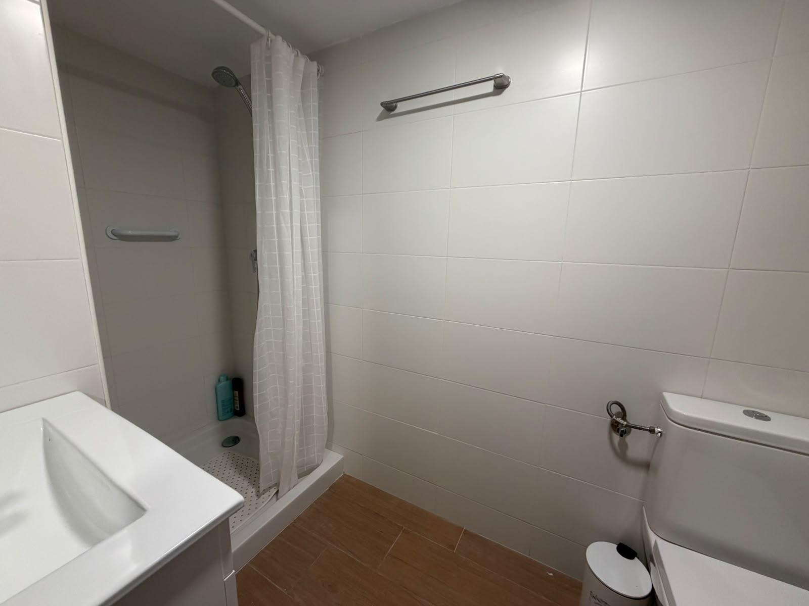 Imagen 5 Casa en venta en Fonz / Calle cecleta, cerca del centro de la población